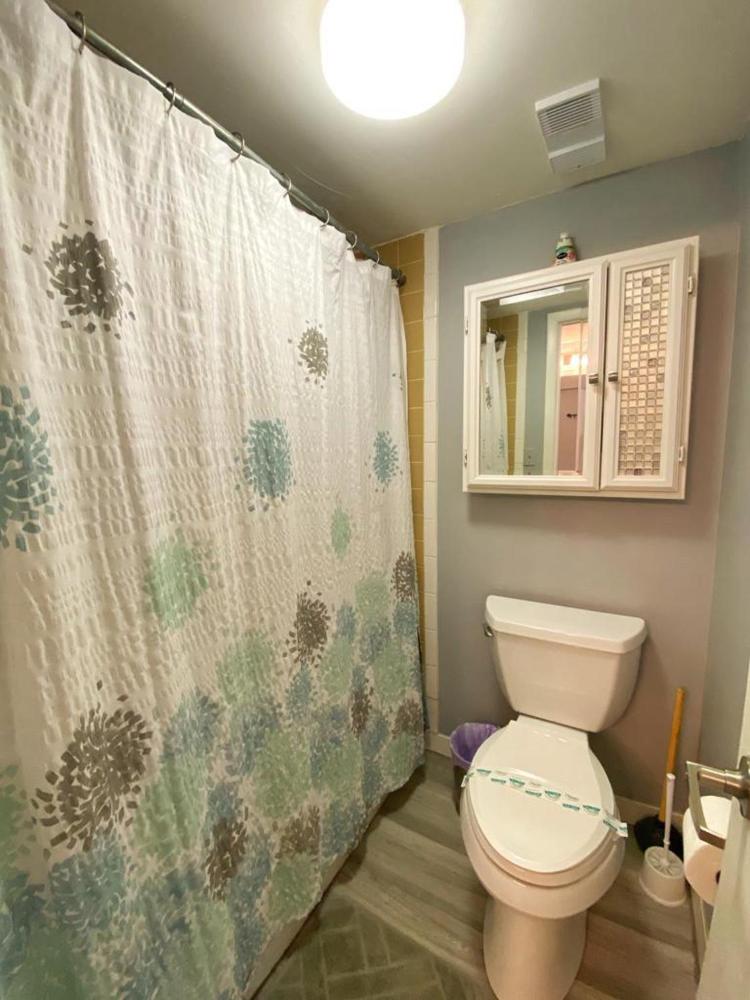 Deluxe Queen Studio interior